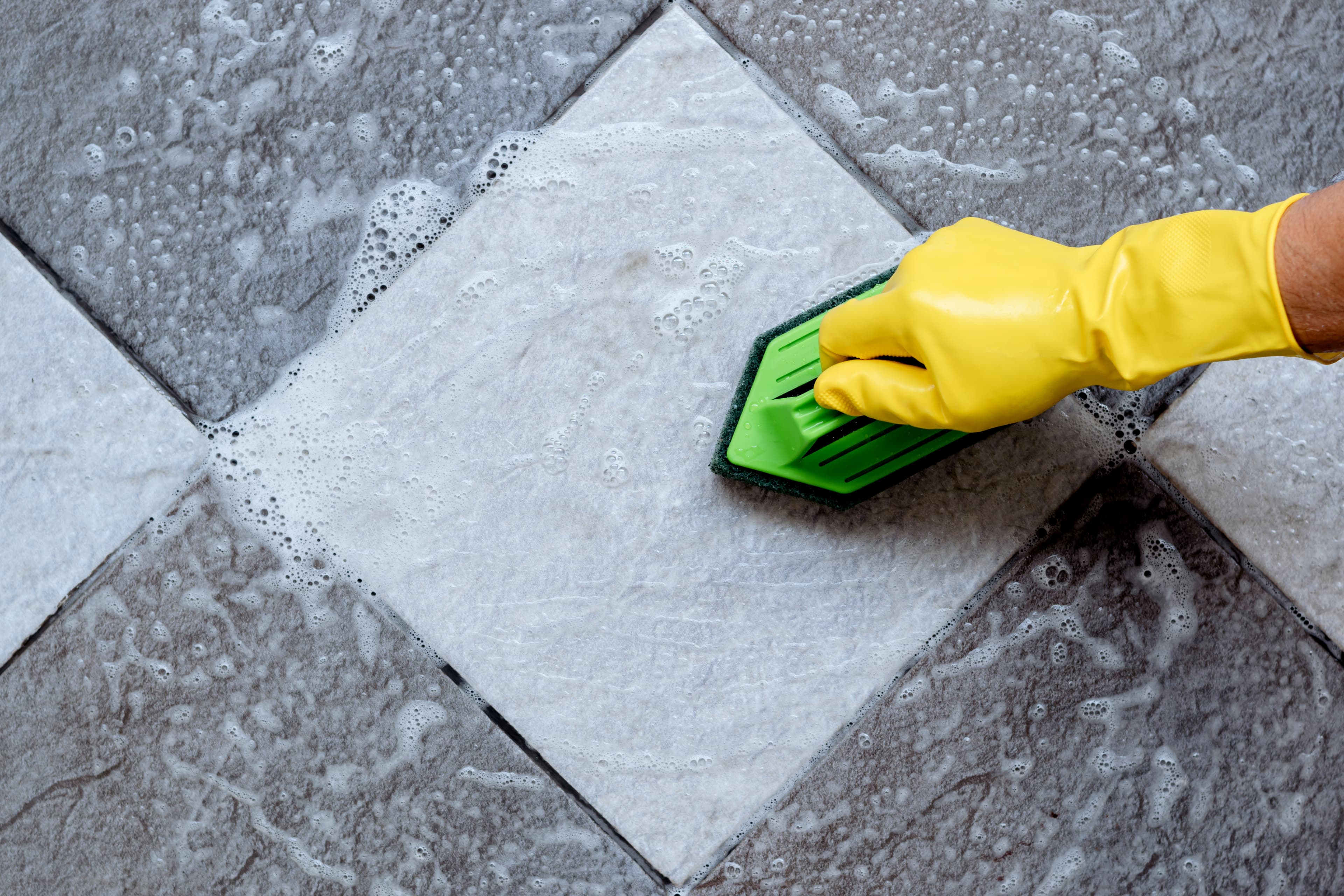 Tile floor service